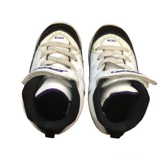 Jordan B’Loyal White/Black/Purple Sneakers - Picture 3 of 8